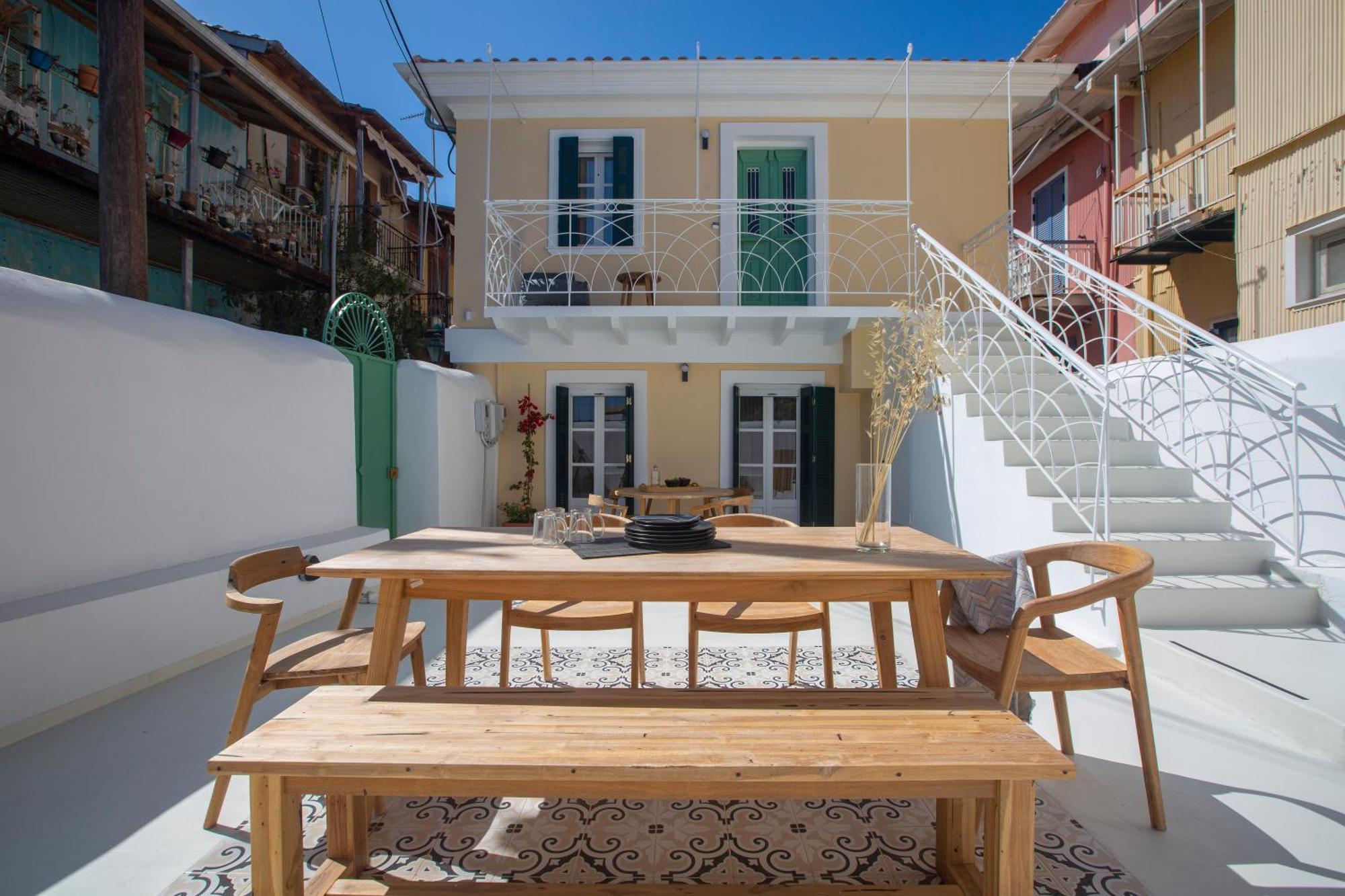 Angestrale Wood * Lefkada City