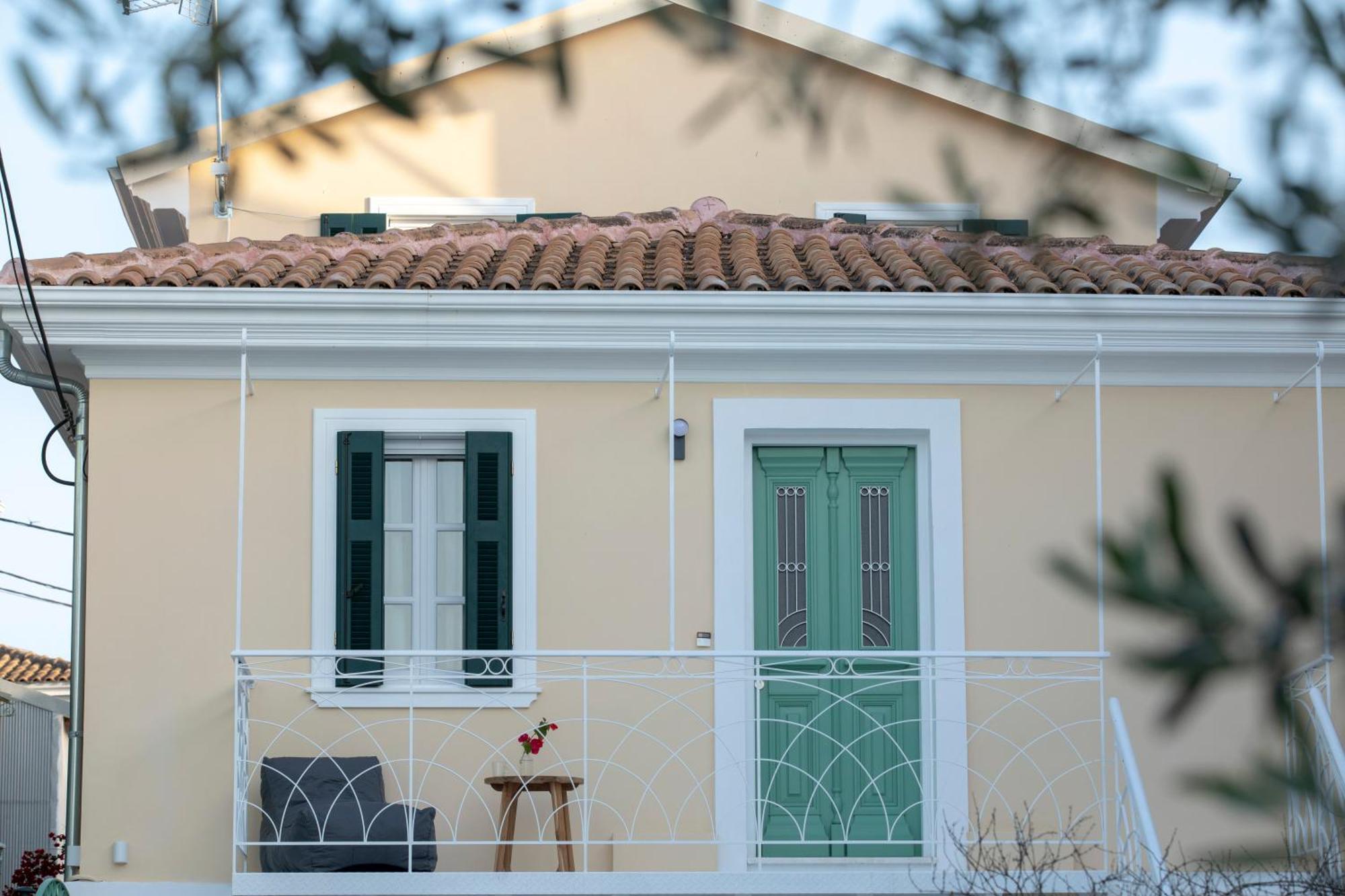 Angestrale Wood Lefkada City
